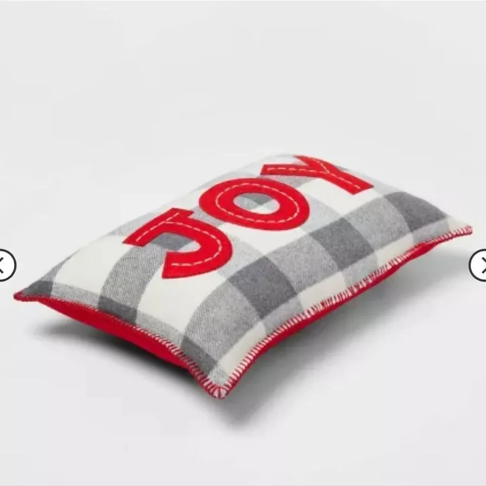 Wondershop joy appliqued